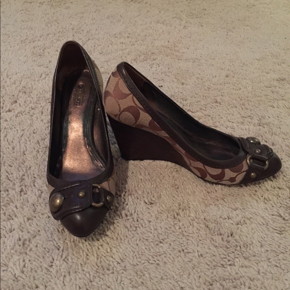 Coach Wedges - Picture 2 of 4
